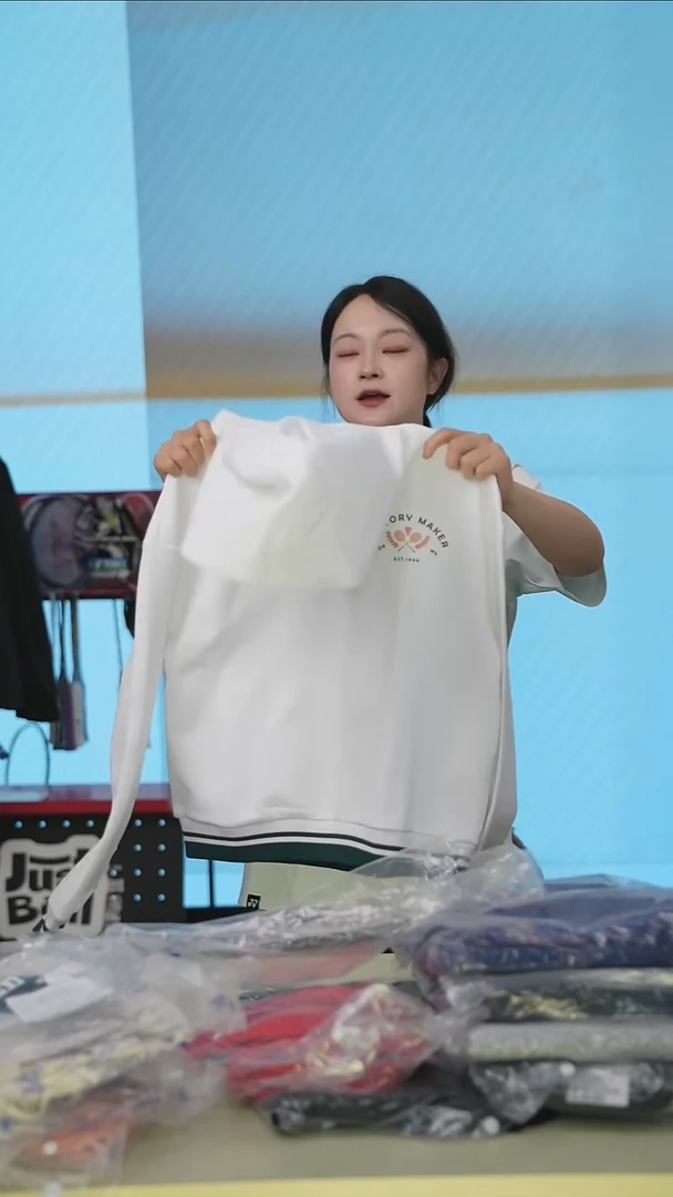 200号福利清仓，不退不换！！！女款L