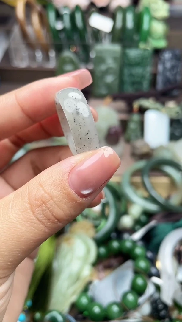 颈饰未镶嵌和田玉未镶嵌和田玉吊坠多样性拍一发一20.5