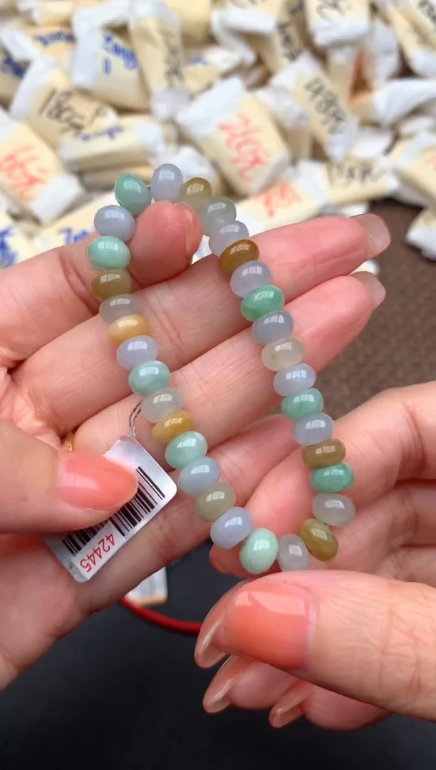 未镶嵌挂件翡翠—福利