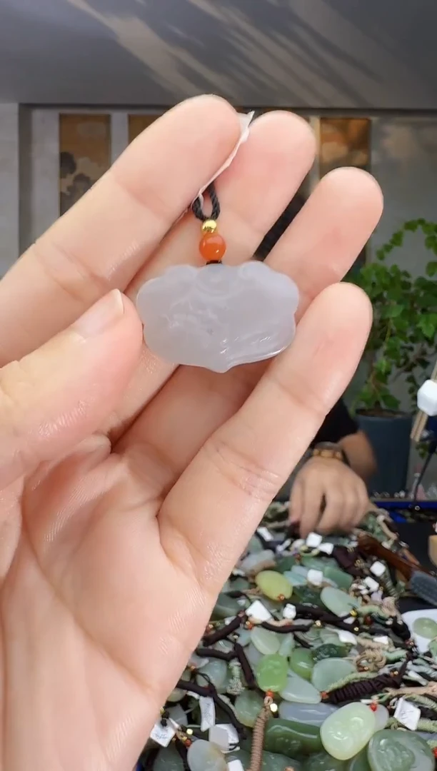 未镶嵌和田玉挂件拍一发一
