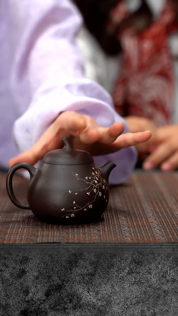 【闪购商品】紫砂茶壶茄瓜紫砂 QMJ