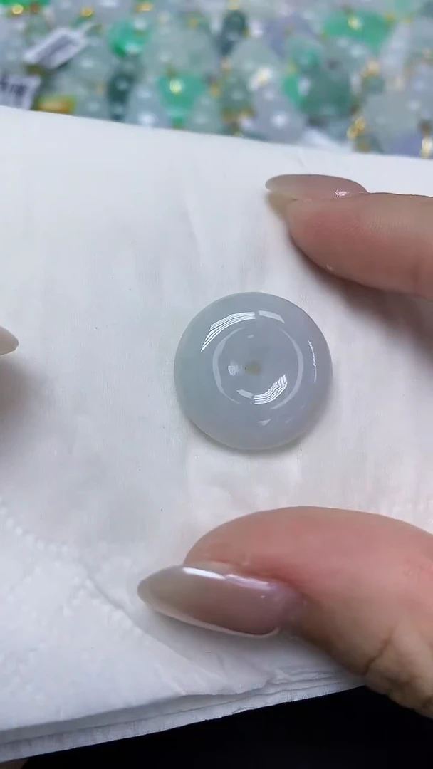 翡翠未镶嵌颈饰天然缅甸翡翠A货