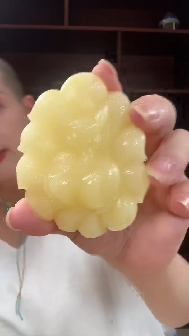 琥珀颈饰未镶嵌吊坠