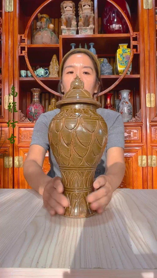 经典精美高雅瓷器摆件