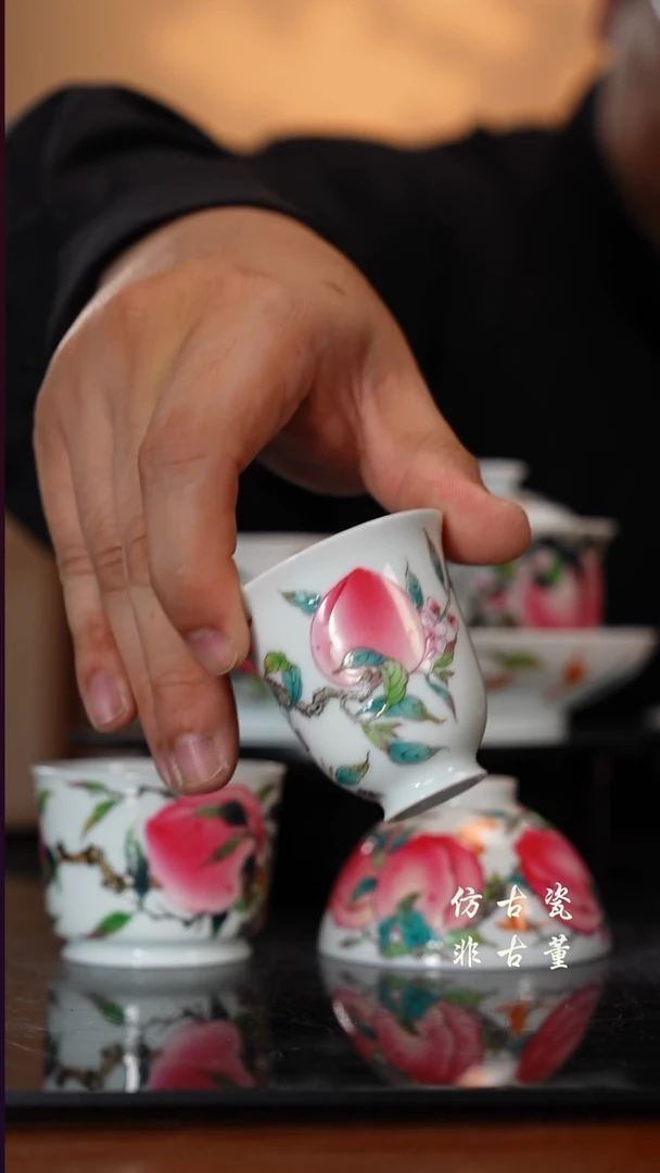 摆件瓷￴****￴老曹严选好物分享 两桃