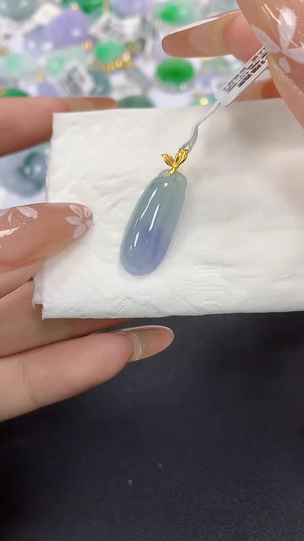 颈饰18K金镶嵌翡翠a货假一赔三支持复检百元上9元证书费自理