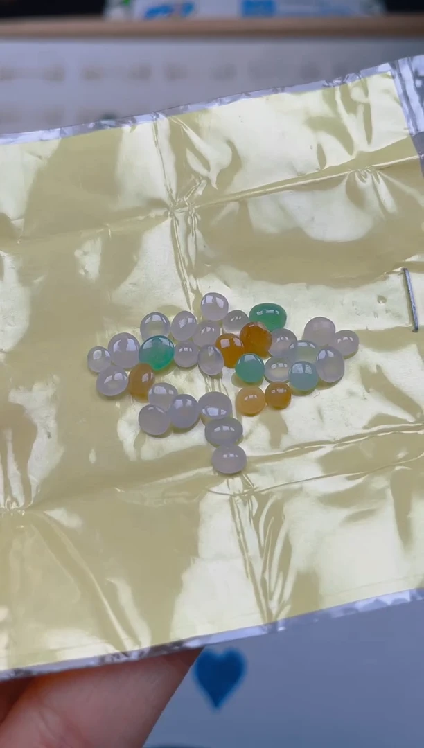 裸石翡翠天然翡翠蛋面84
