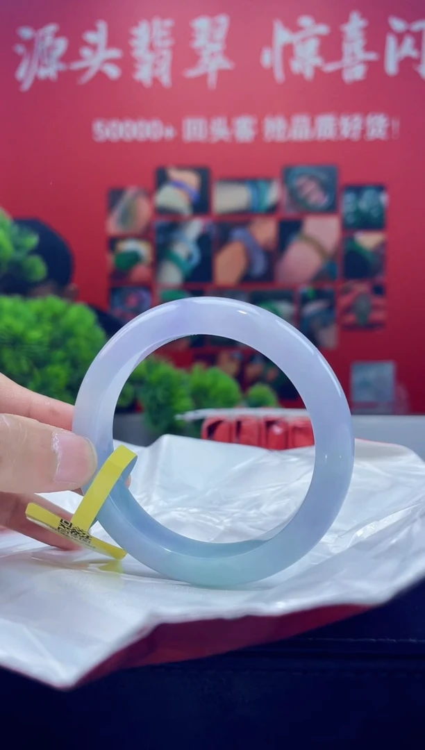 翡翠手镯未镶嵌手镯11