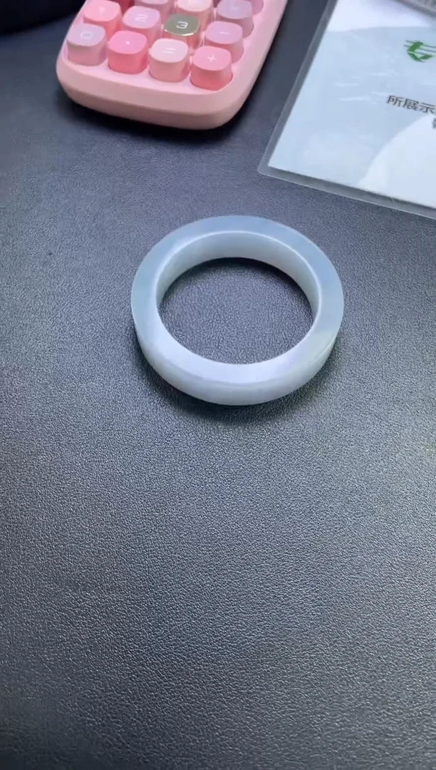 未镶嵌手镯定制翡翠萱手镯