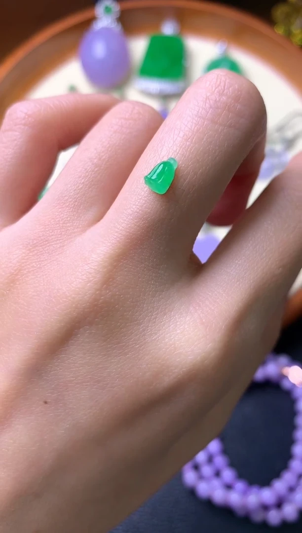 【闪购商品】定制翡翠未镶嵌裸石