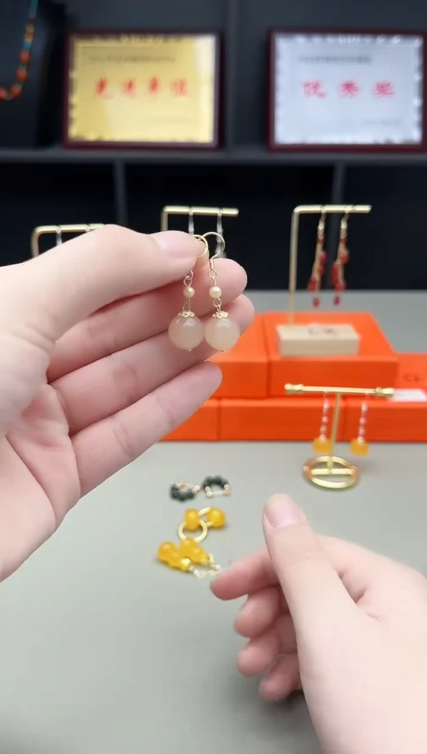 未镶嵌耳钉玛瑙/玉髓218