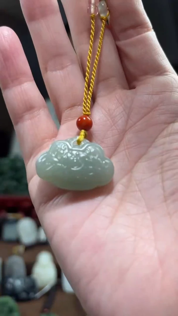 颈饰未镶嵌和田玉·