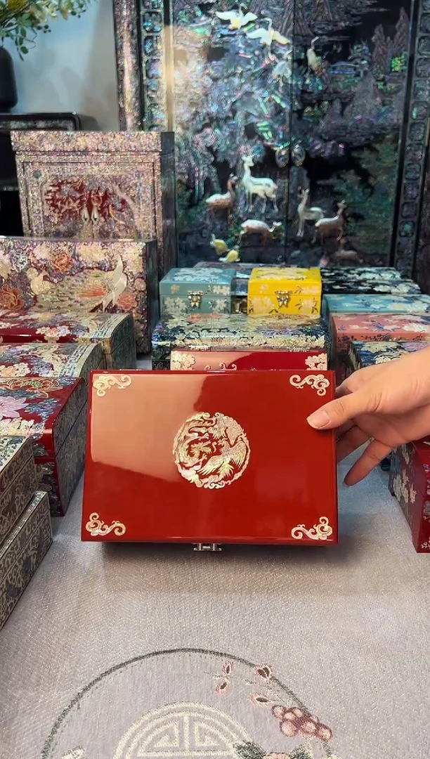 按扣绒布底·弘贝雅螺钿漆器文化馆