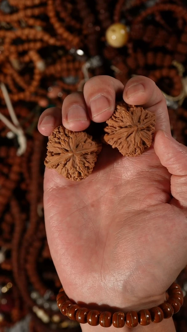 吊坠文玩核桃文玩核桃