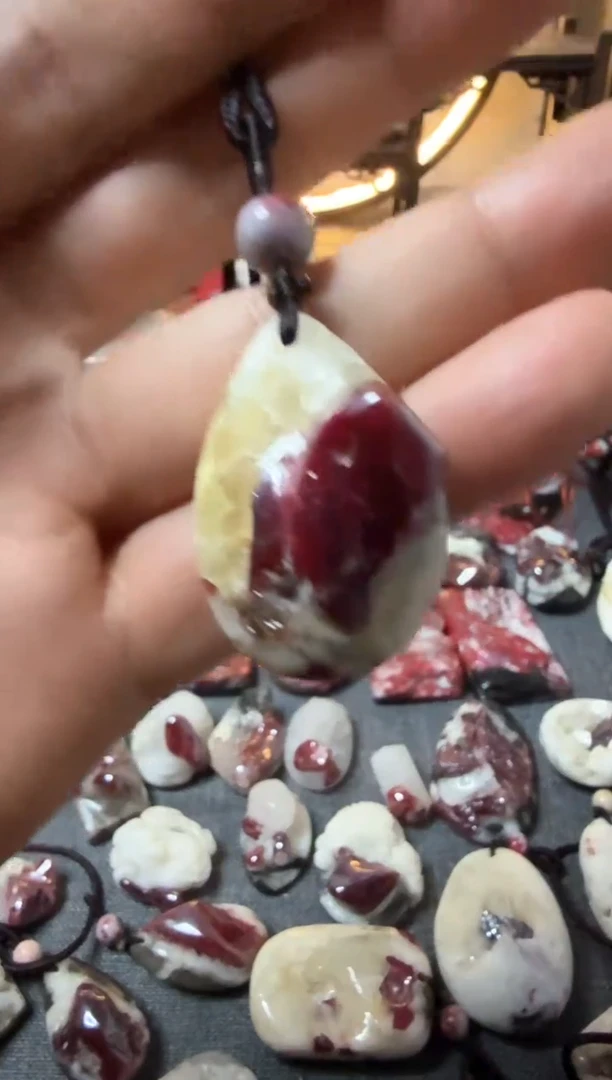 【闪购商品】天然辰砂大晶砂随行吊坠1