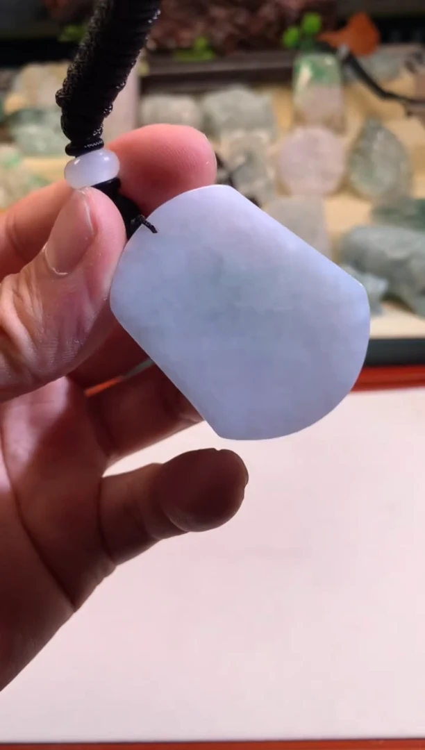 翡翠未镶嵌颈饰6/07/287