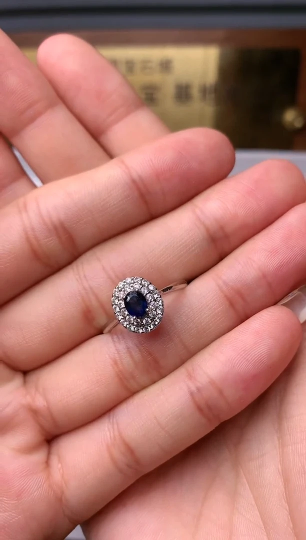 【闪购商品】蓝宝石戒指银S925镶嵌........