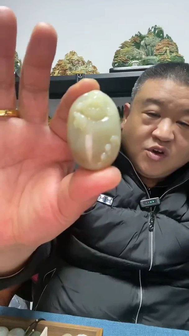 吊坠(赠链)未镶嵌和田玉笑面佛吊坠