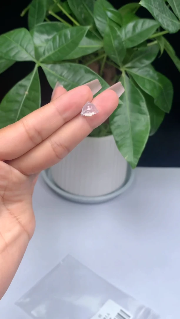 翡翠裸石未镶嵌翡翠28