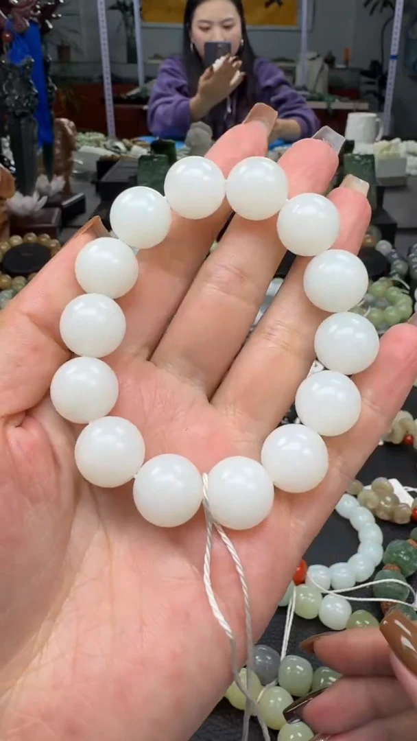 未镶嵌手链和田玉新疆且末金山白玉卡15