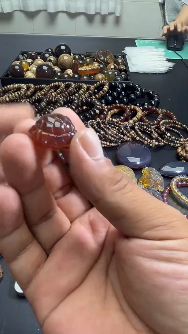 裸石琥珀未镶嵌23