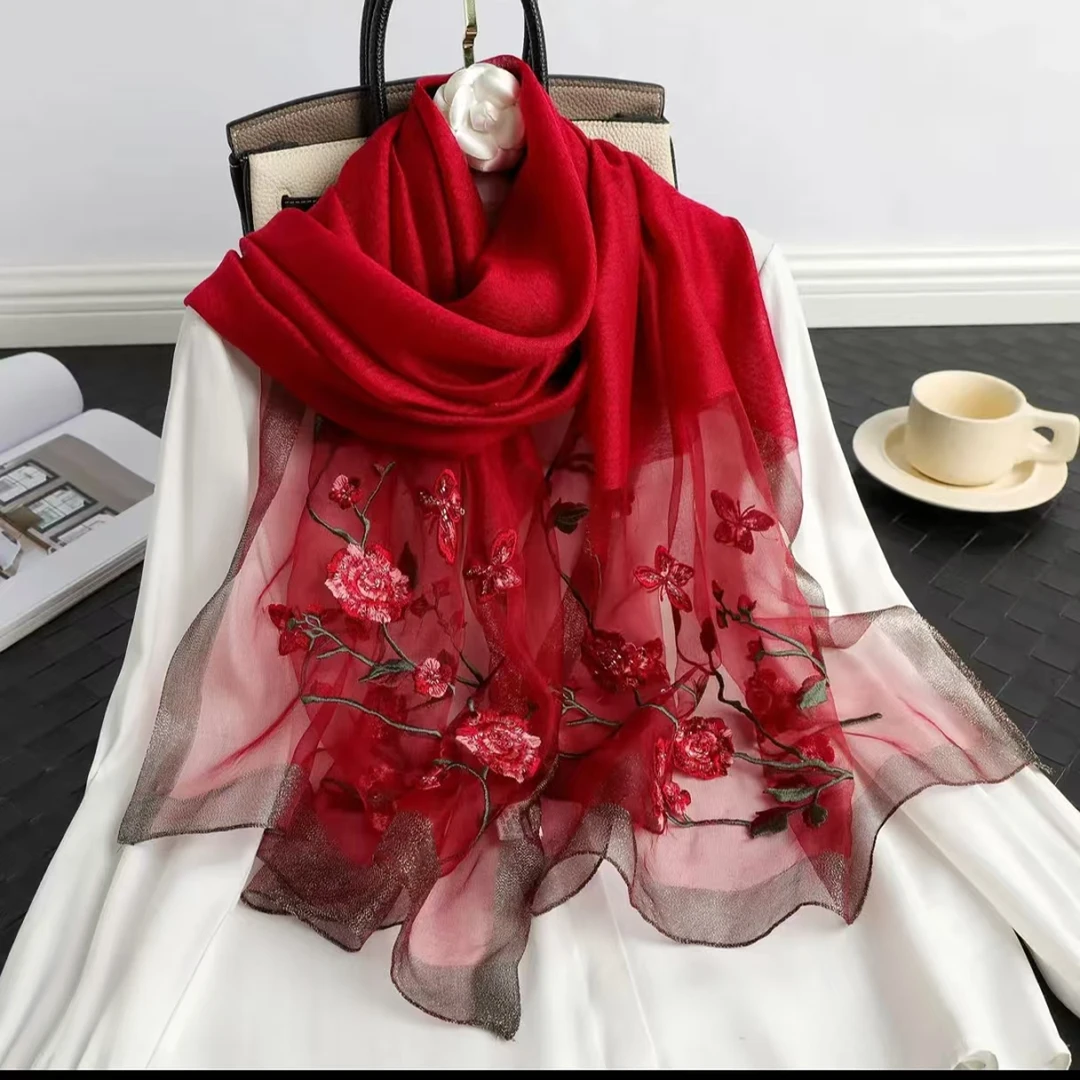 C237 云想衣裳花想容 枣红色桑蚕丝羊毛刺绣丝巾围巾披肩70*180