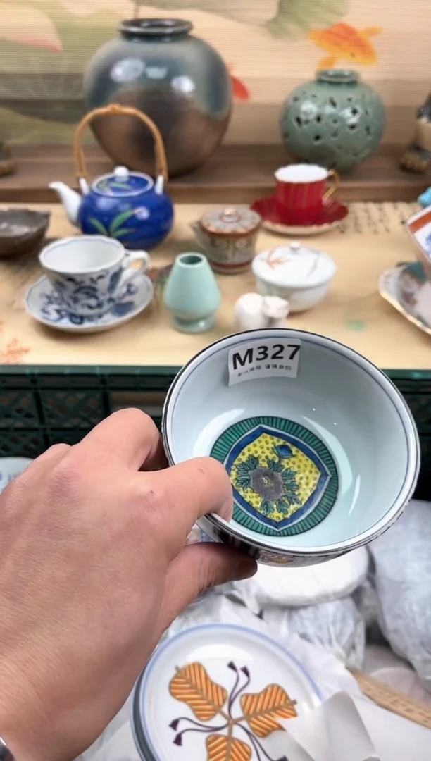 瓷片晓****)327