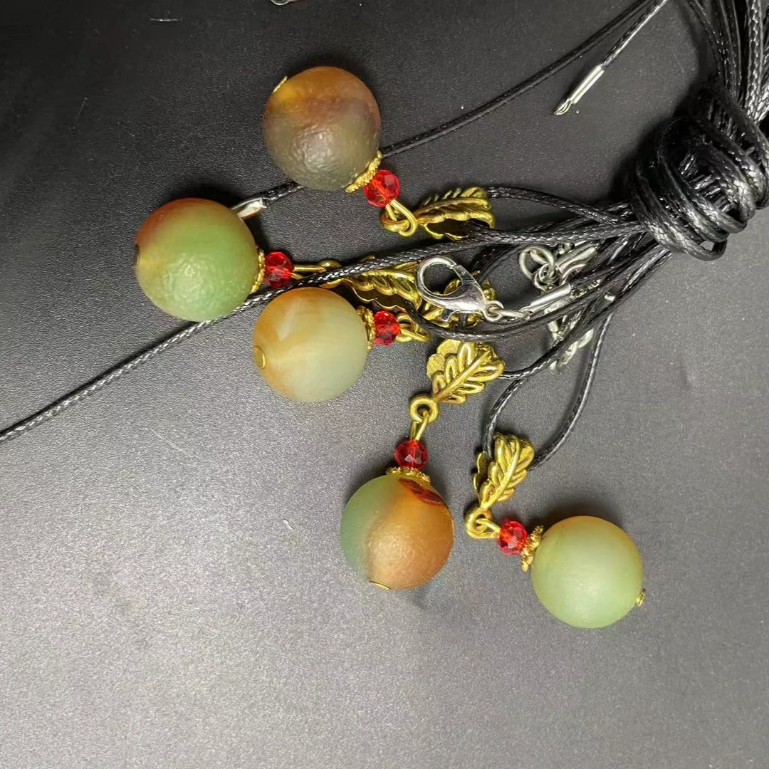 【小杰推荐】生命之光果冻绿圆珠吊坠 （多样性发其一）10842