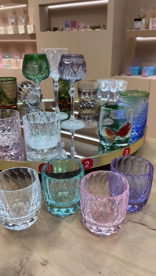 粉色 紫色 绿色 透色钻杯 共四只