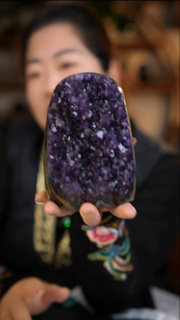 未镶嵌珠宝半成品水晶紫晶洞D619