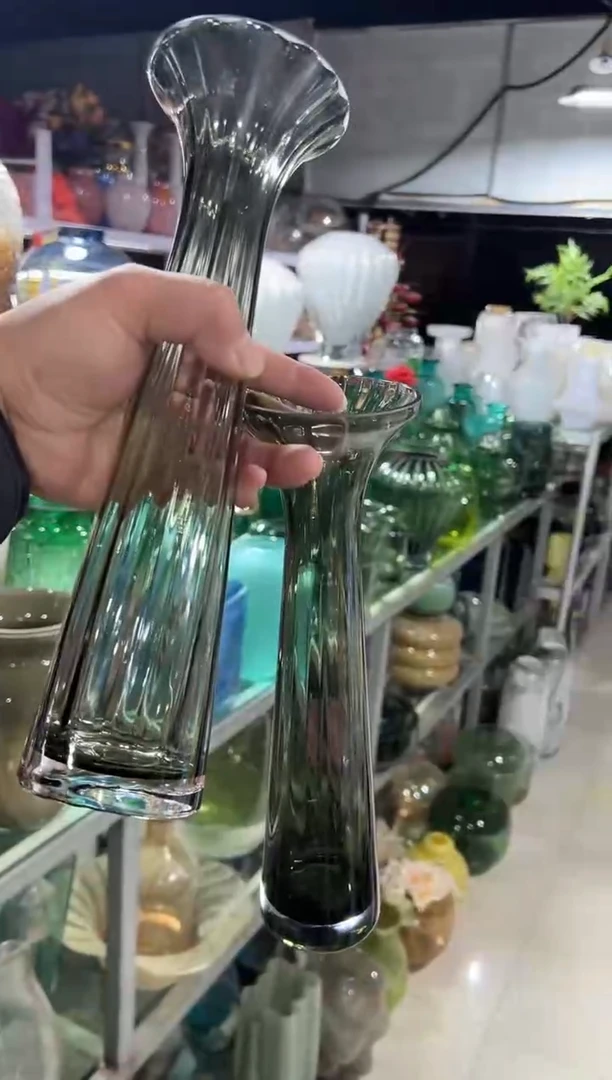 灰透单支花瓶2个