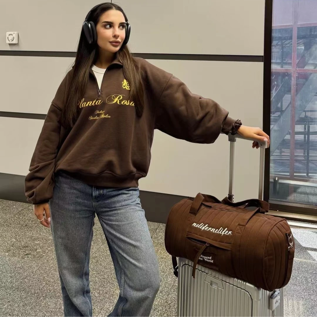 （加绒）字母印花半拉链卫衣女显瘦气质长袖时尚百搭