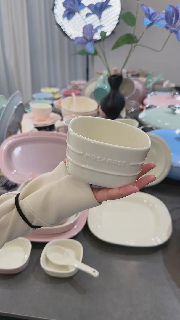 【闪购商品】瓷4英寸方形小碗-奶油白