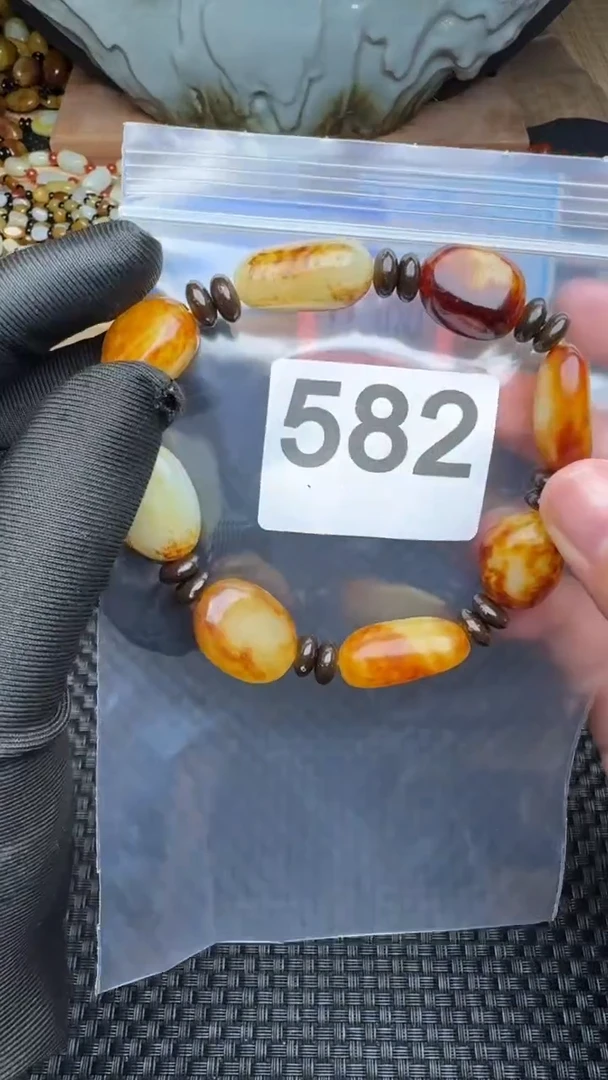 和田玉未镶嵌珠宝半成品福**照和田玉