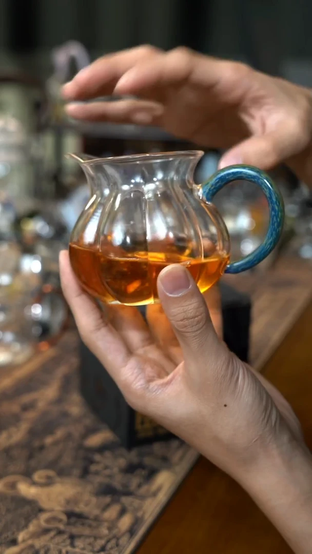 星云南瓜公道杯   晶焱金标