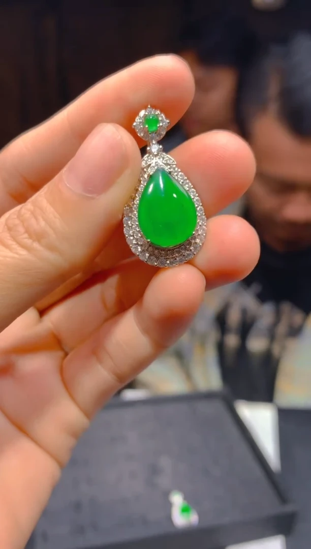 【闪购商品】定制翡翠未镶嵌31多样性发货（发其一）