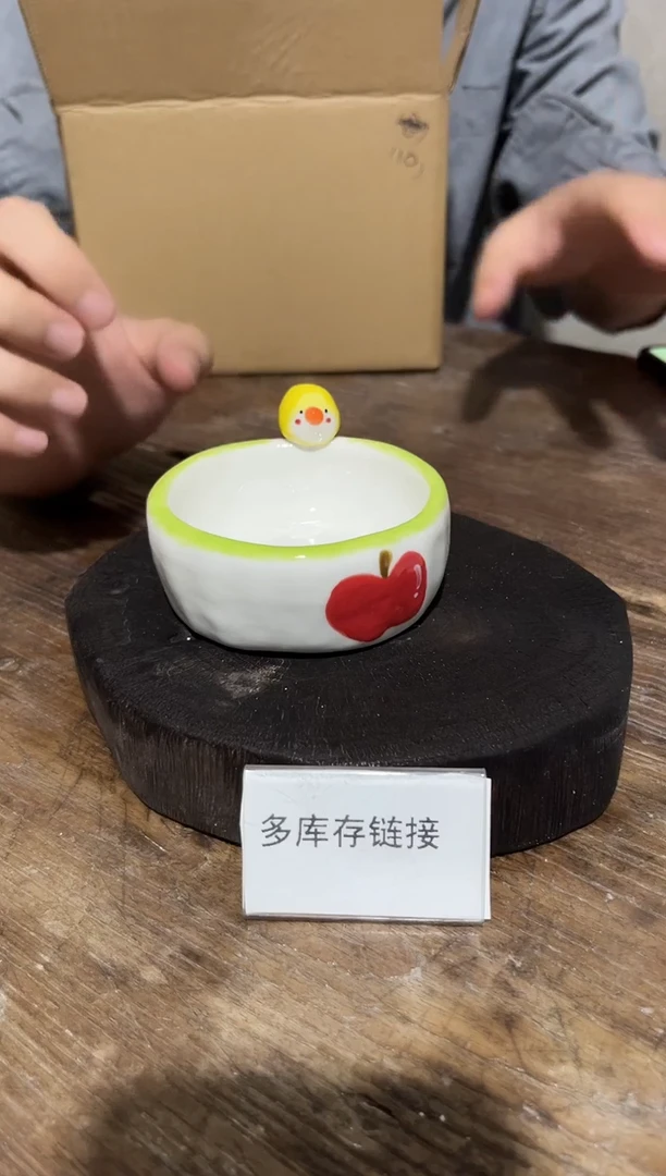 4釉下彩手绘陶瓷