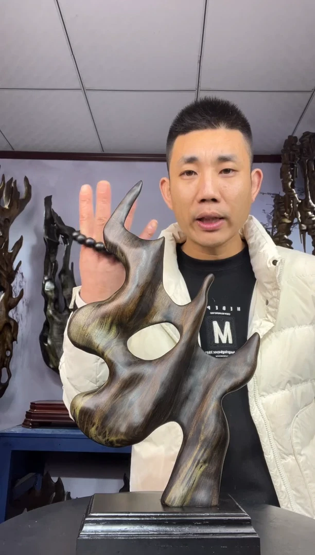 金丝楠木雕款紫**凌金丝楠木工艺品摆件