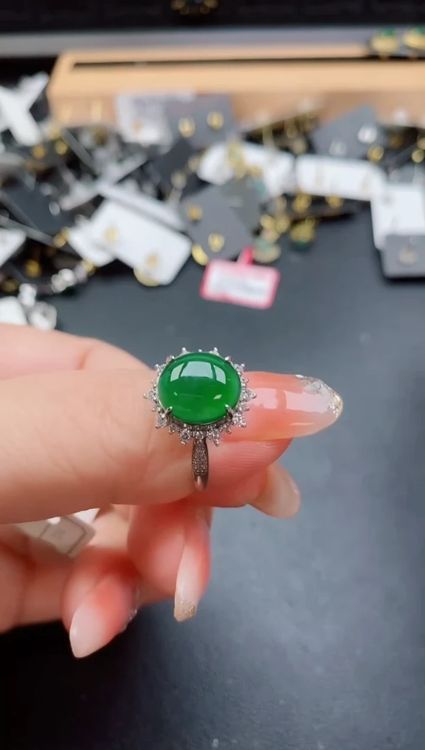 银S925镶嵌戒指翡翠1