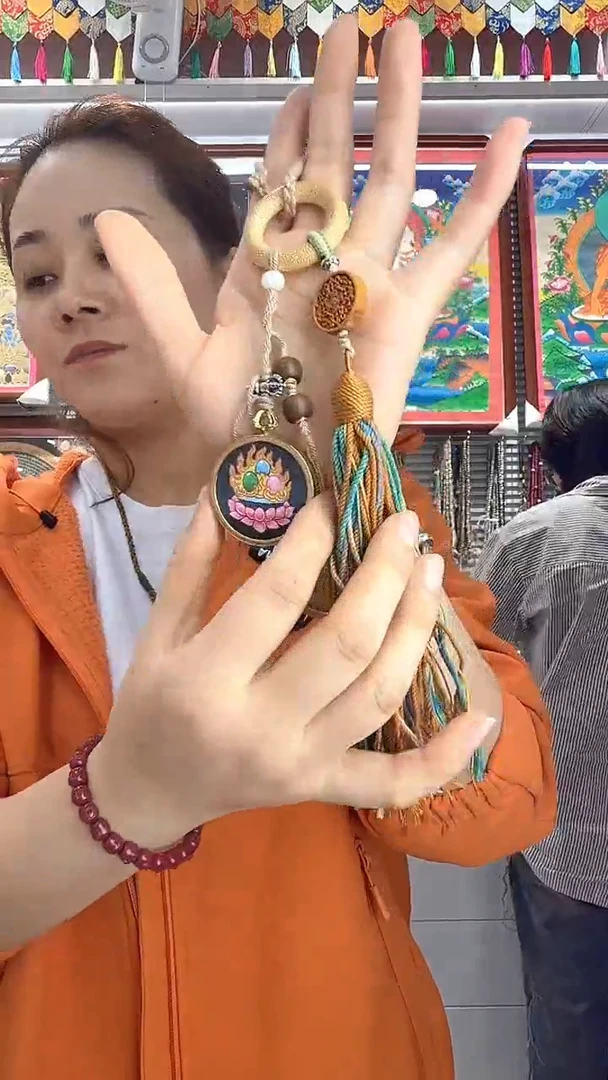吊坠绿 麻麻纯手绘唐卡{非质量问题不退换}