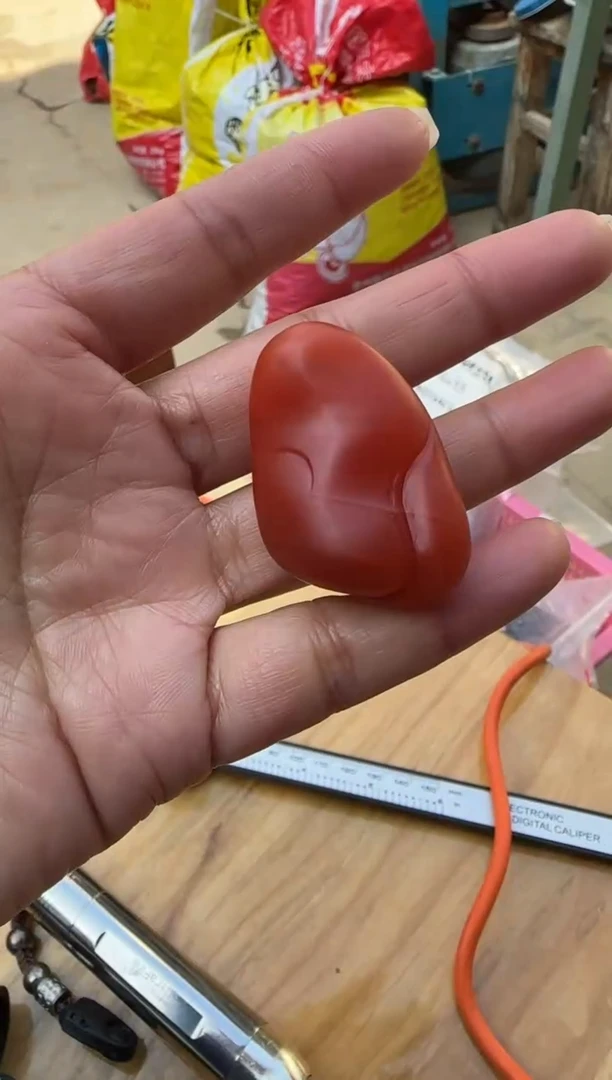 【闪购商品】南红玛瑙吊坠未镶嵌原矿无优化随型8号