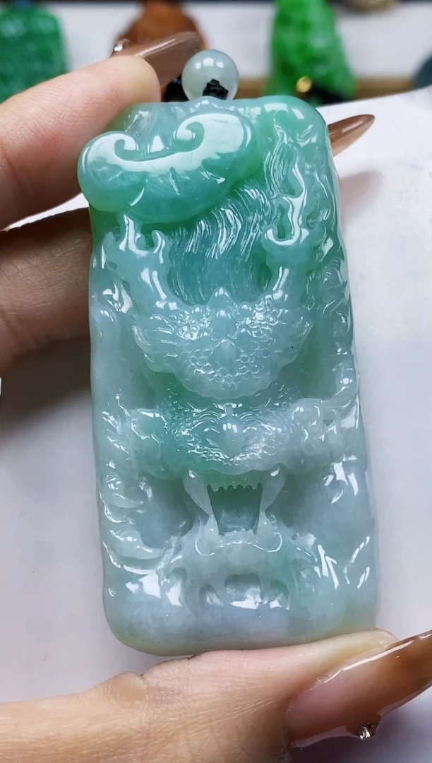 颈饰未镶嵌翡翠翡翠A货