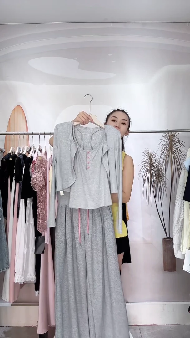 铜氨纤维双胞胎时尚套装