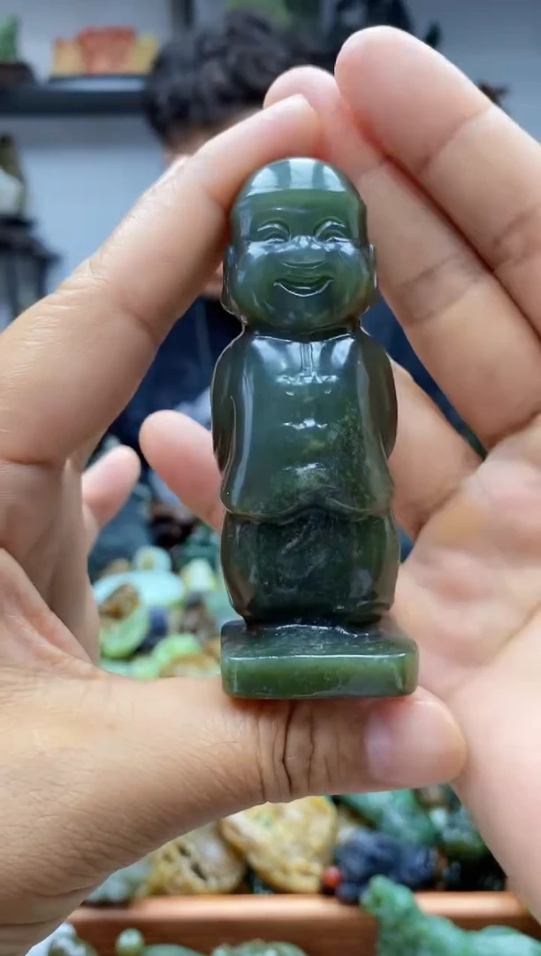 和田玉未镶嵌把件1