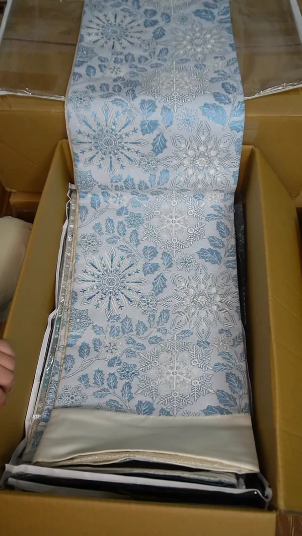 织绣7彩金织雪花