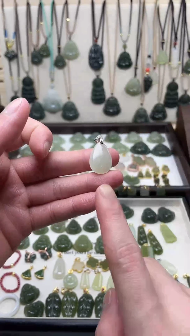 吊坠(不含链)银S925镶嵌和田玉吊坠(不含链) 银S925镶嵌 和田玉