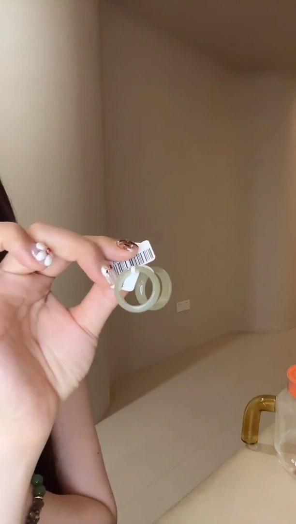 未镶嵌戒指和田玉16码茶晴多样性发其一