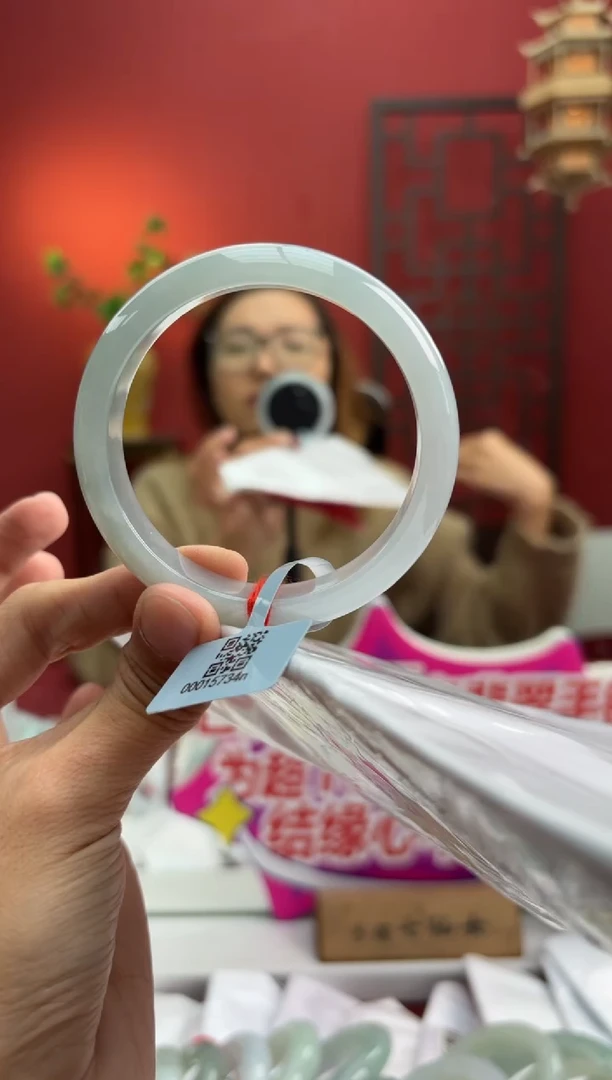 未镶嵌手镯翡翠翡翠手镯