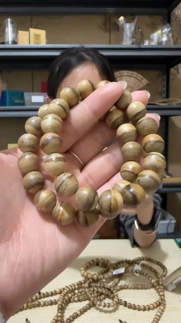 【闪购商品】沉香手串5号马泥涝手串多样性一条卡12