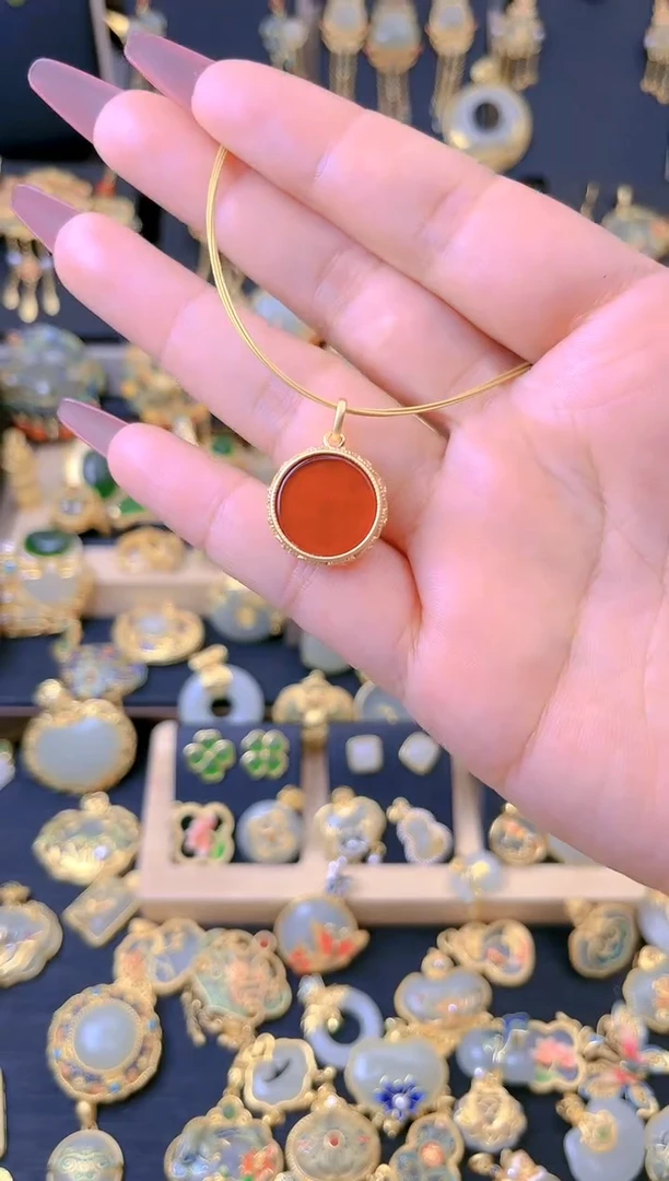 【闪购商品】玛瑙/玉髓吊坠合金花丝镂空红香囊吊坠